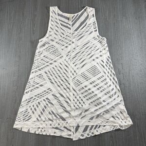 Soma Women’s White Sheer Tank With Geometric Design And Slit In Back